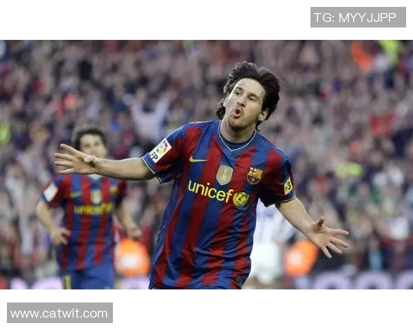 巴塞罗那球星梅西荣膺西甲南美洲最佳球员，再创历史霸业