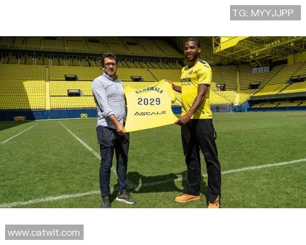 德里赫特签署新合同，将长期留队