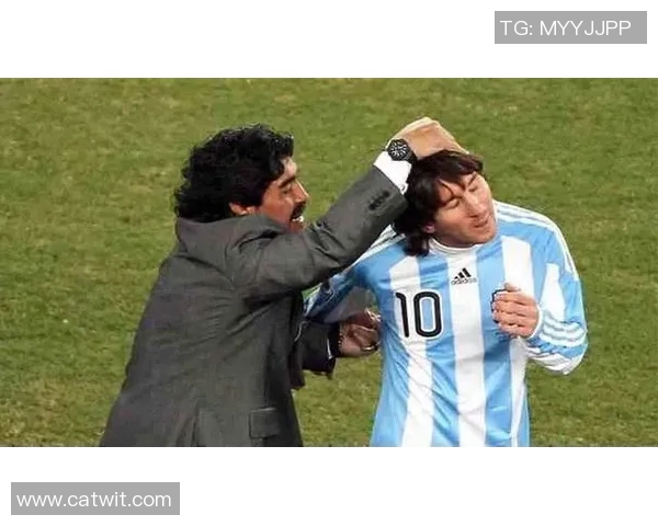 马拉多纳与梅西：阿根廷足球的双子传奇