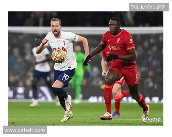 英超球队遭遇新冠疫情挑战，赛事或将延期进行