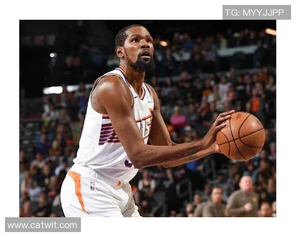 网队力克骑士，杜兰特砍下32分，展现超强领袖风采